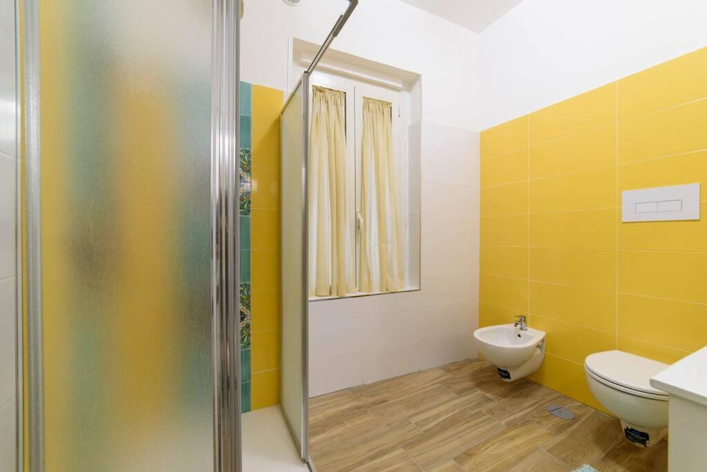 Stazione Treni - Wi-Fi & Netflix Cozy Space Διαμέρισμα Σαλέρνο Εξωτερικό φωτογραφία